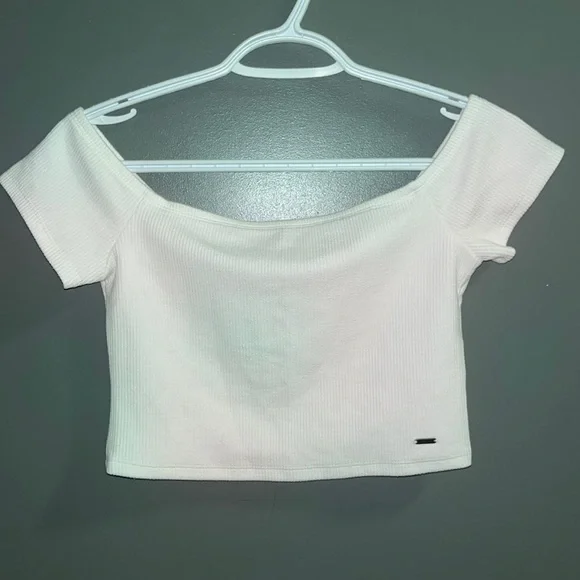 Hollister white off the shoulder top deals